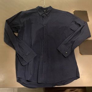 Men’s Uniqlo Button Down Shirt